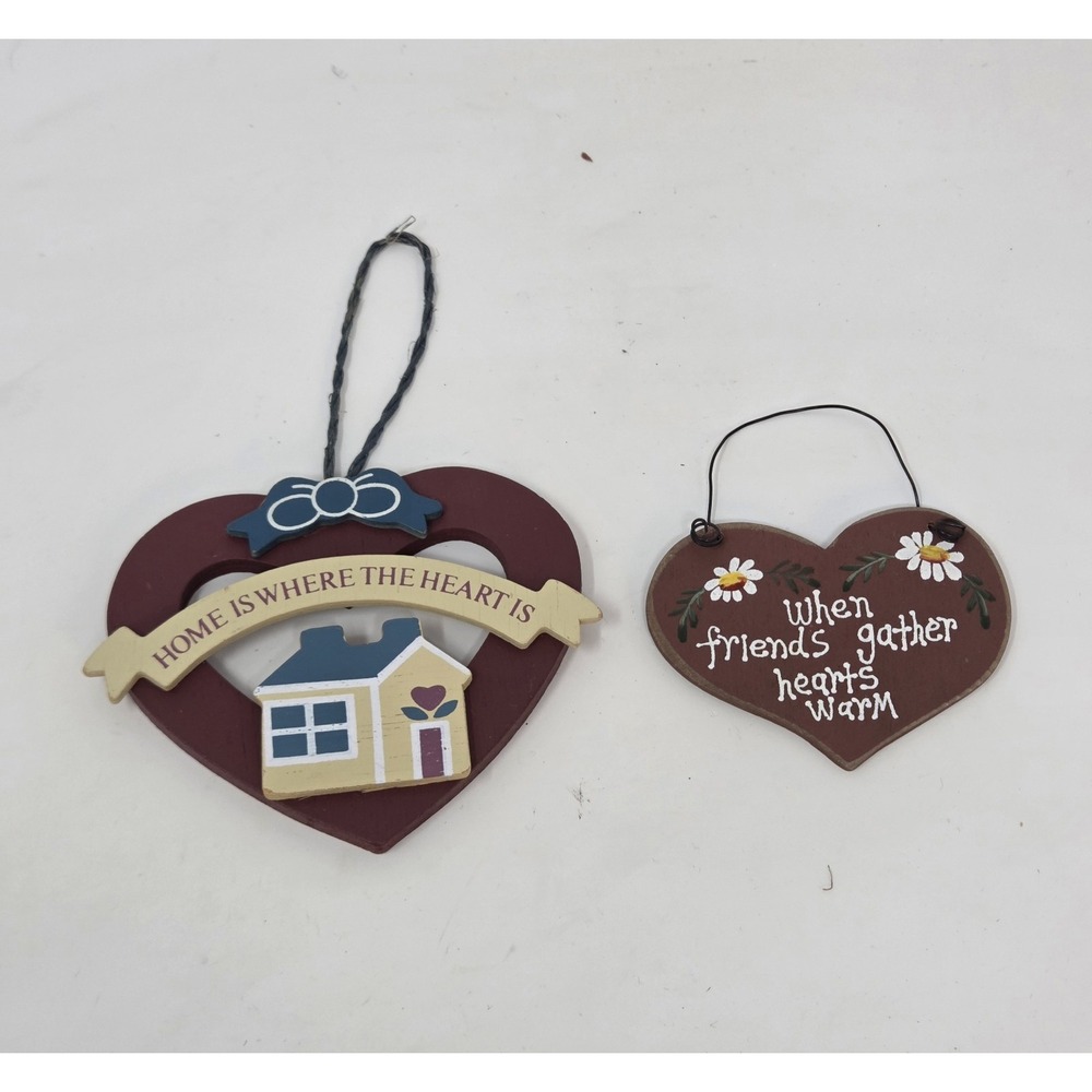 Wood Heart Wall Signs Lot of 2 Country‎ Farmhouse Home Friends Decor Hanging